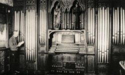 Albert Alain et son <br> orgue  Saint-Germain-en-Laye